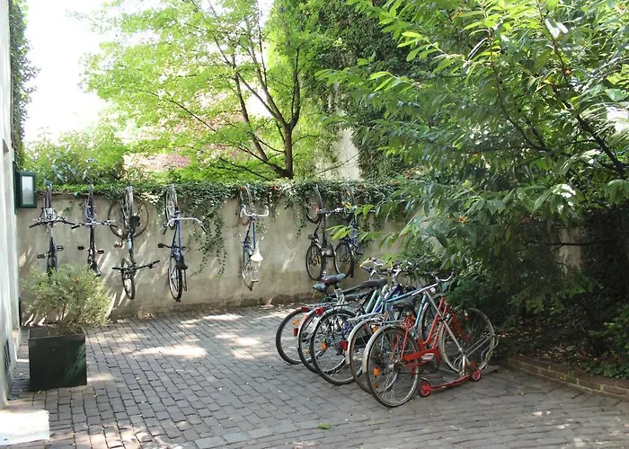 Porzellaneum Hostel