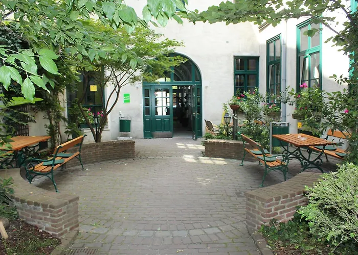 Porzellaneum Hostel